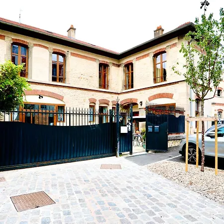 Kronberg Apartment *